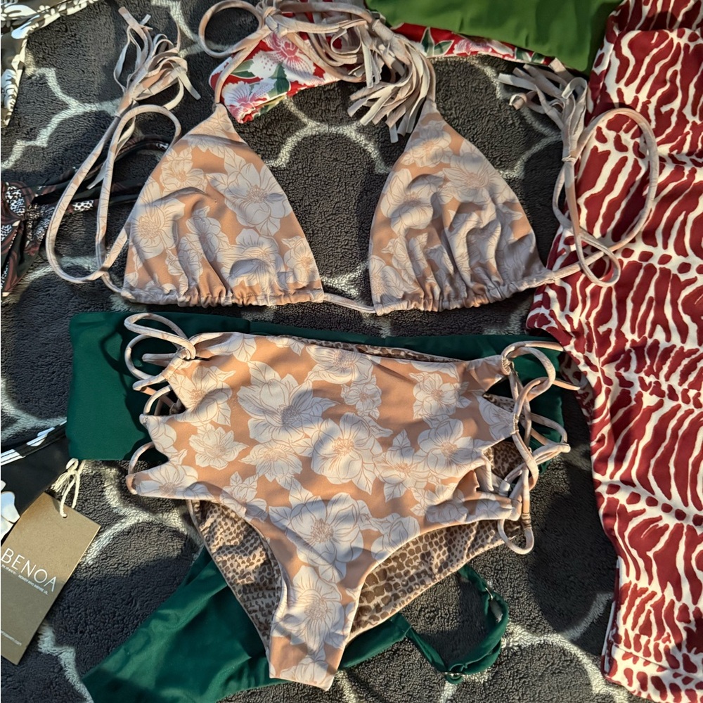 NOT4SALE Acacia set, looking to trade for another set or will consider selling